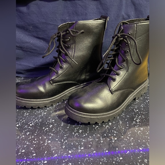 Black Ankle Boots - Picture 2 of 4